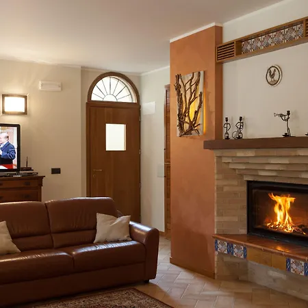 Cerqua Rosara 度假居