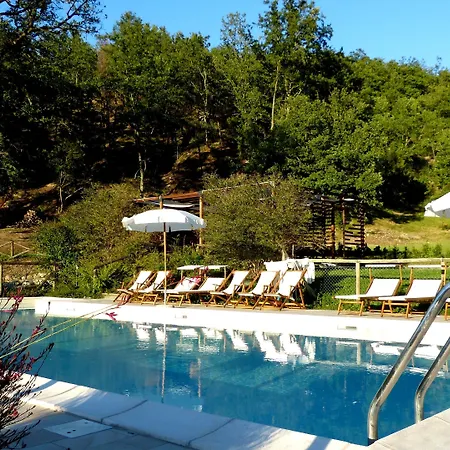 Nyaraló Cerqua Rosara *