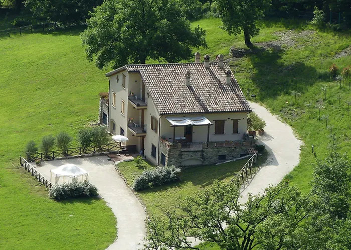 Cerqua Rosara Holiday home Valtopina